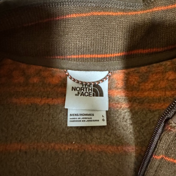The North Face Men's Zip-Up fleece in Brown and Orange - Picture 3 of 3